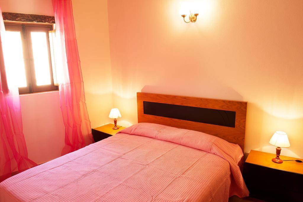 Recanto Da Ribeira Casas De Campo Моншики Номер фото